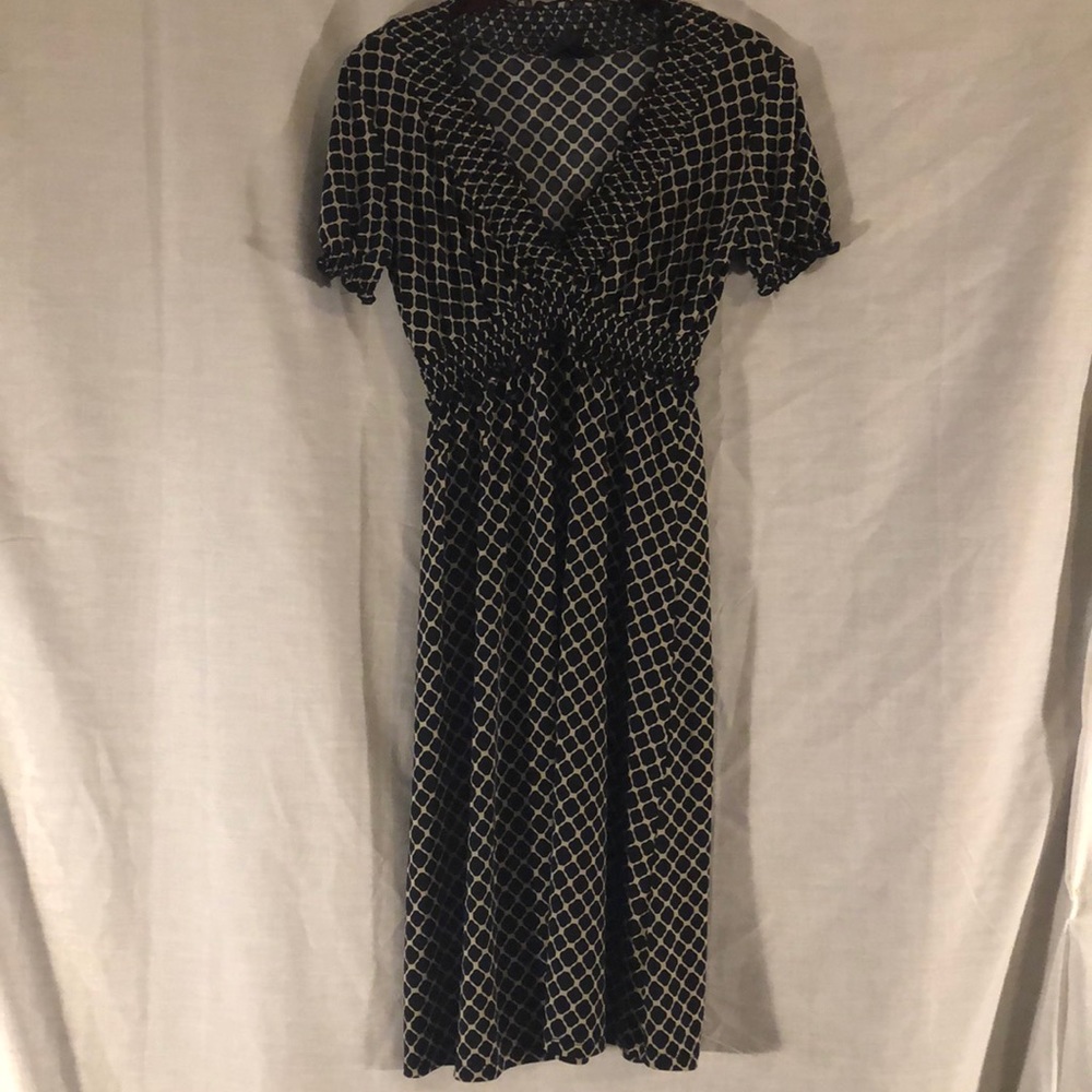 Black and cream diamond patterned dress